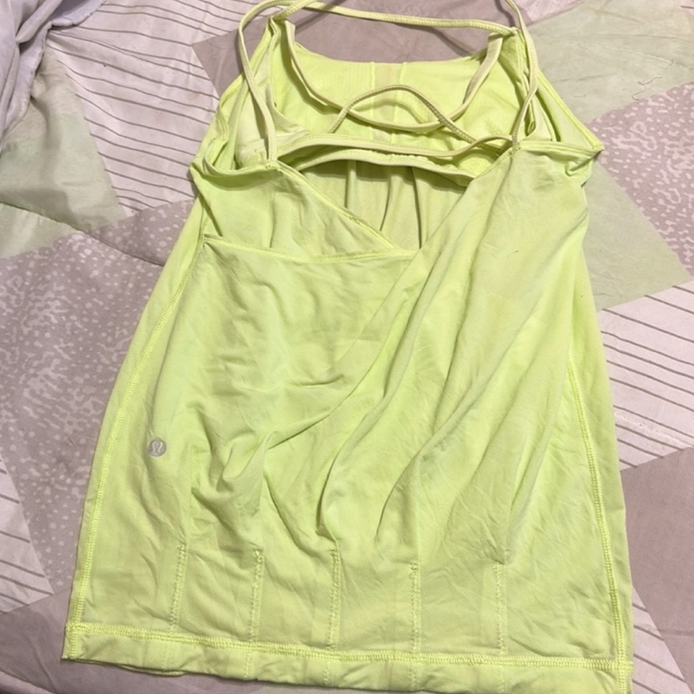 Lululemon top